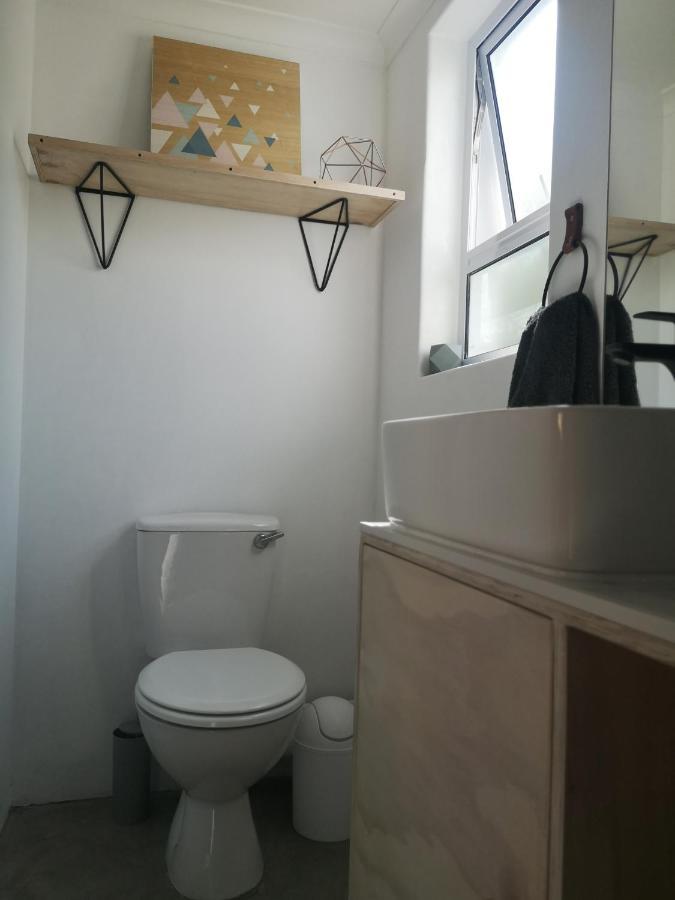 Secure, Private, Queen Room Close To Airport Port Elizabeth Eksteriør bilde